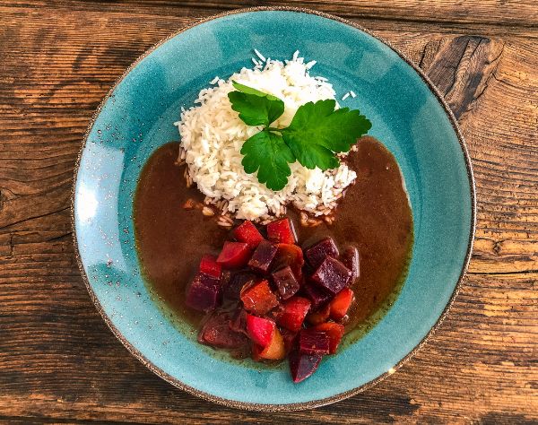 Rote Bete Curry mit Reis